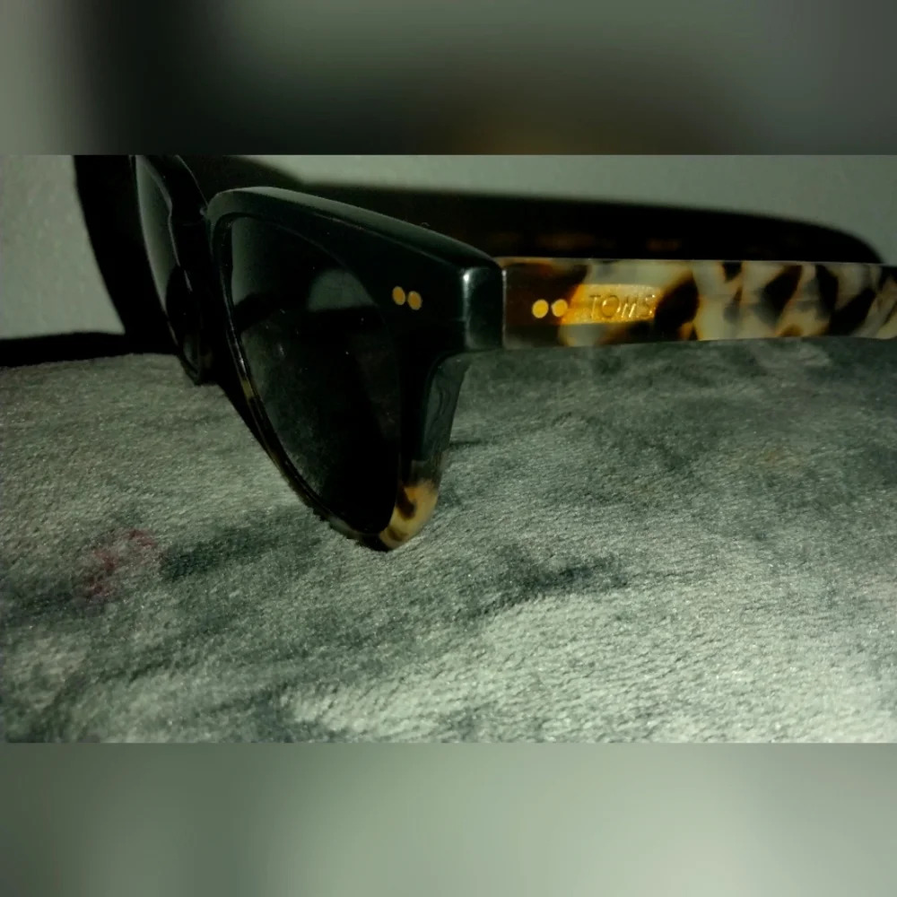Toms Memphis 201 Black Tortoise Fade